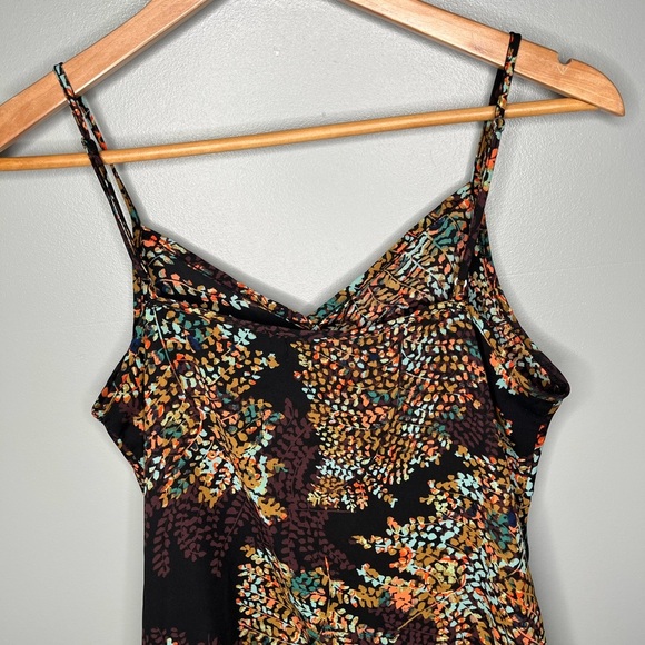 The Limited x 2000s Colorful Changing Leaves Faux Wrap Sleeveless Top - Picture 6 of 9